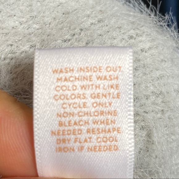 LC Lauren Conrad Chunky Oversized Eyelash Sweater - Picture 11 of 11